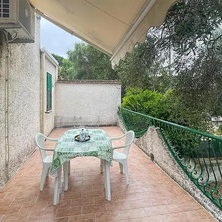 Pet Friendly In Semesterbostad Vico Del Gargano